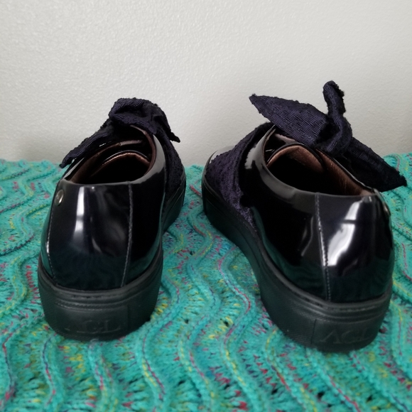 COPY - AGL Attilio Giusti Leombruni Bow Slip Sneaker - Picture 6 of 8